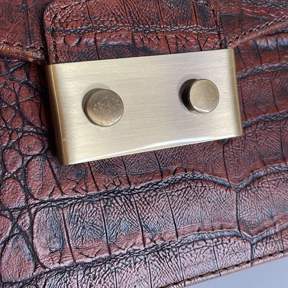 Croc Embossed Leather Shoulder Bag - Picture 11 of 16